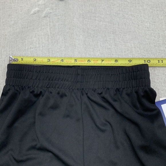 CHAMPION Little Boys "C" Outline Script Short Size 7 - Picture 8 of 8